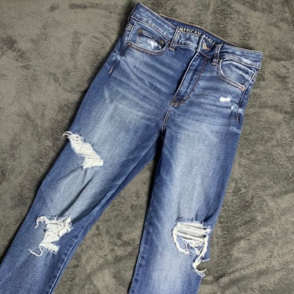 American Eagle Outfitters Denim - AE | High-Waisted Distressed Jegging Short Size 4
